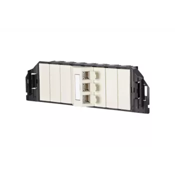 Tomada de rede RJ-45 BTR NETCOM 130B11S30301-E branco pérola
