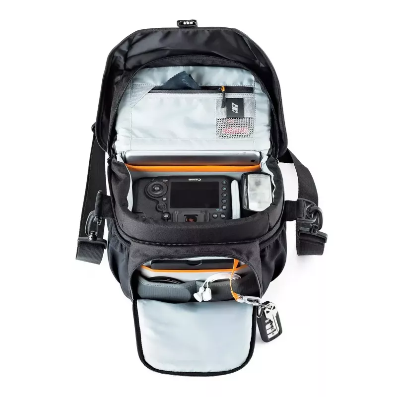 Bolsa de ombro Lowepro Nova 170 AW II