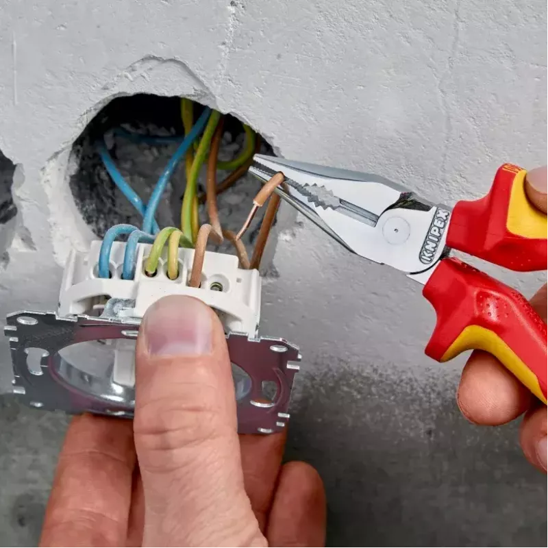 Pinças de ponta Knipex 08 26 145 T