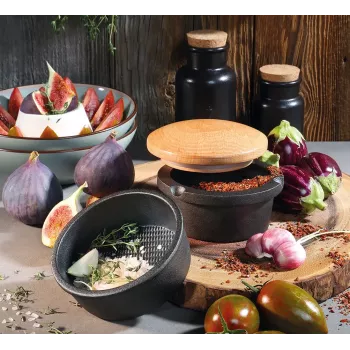 Moinho de pimenta Zassenhaus 076141 preto madeira ferro fundido