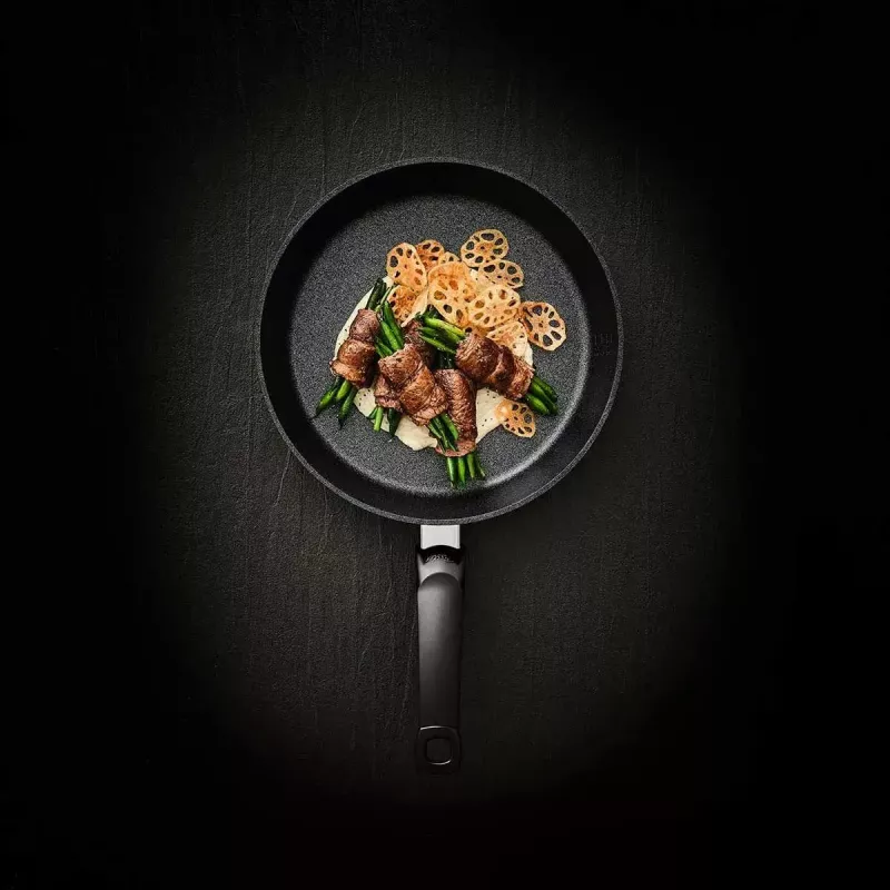 Frigideira Fissler Adamant Comfort redonda 24 cm preta