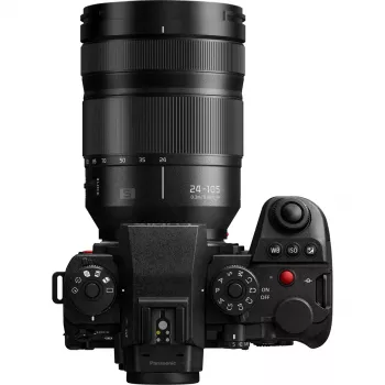 Câmara sem espelho Panasonic Lumix DC-S1R II com objetiva 24–105mm, 47,3MP formato completo