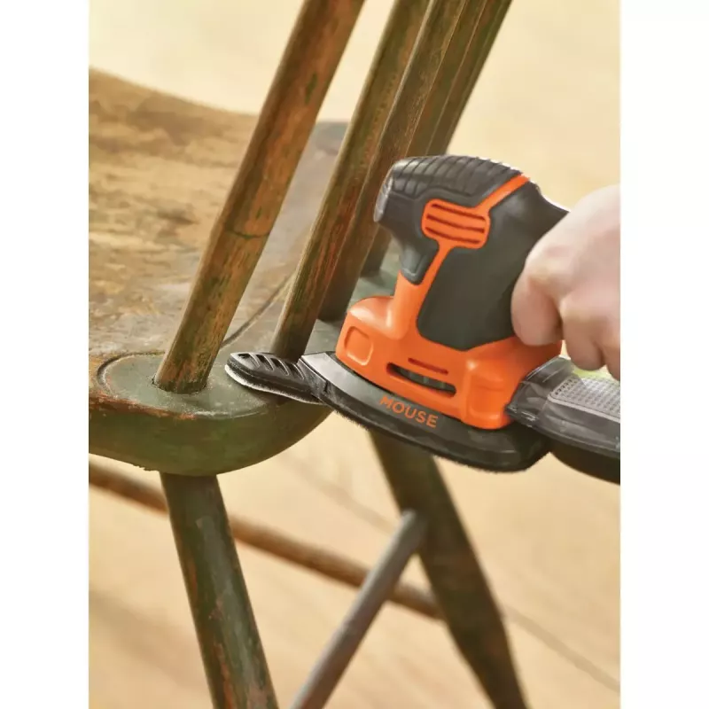 Lixadeira orbital portátil Black & Decker KA2000-QS
