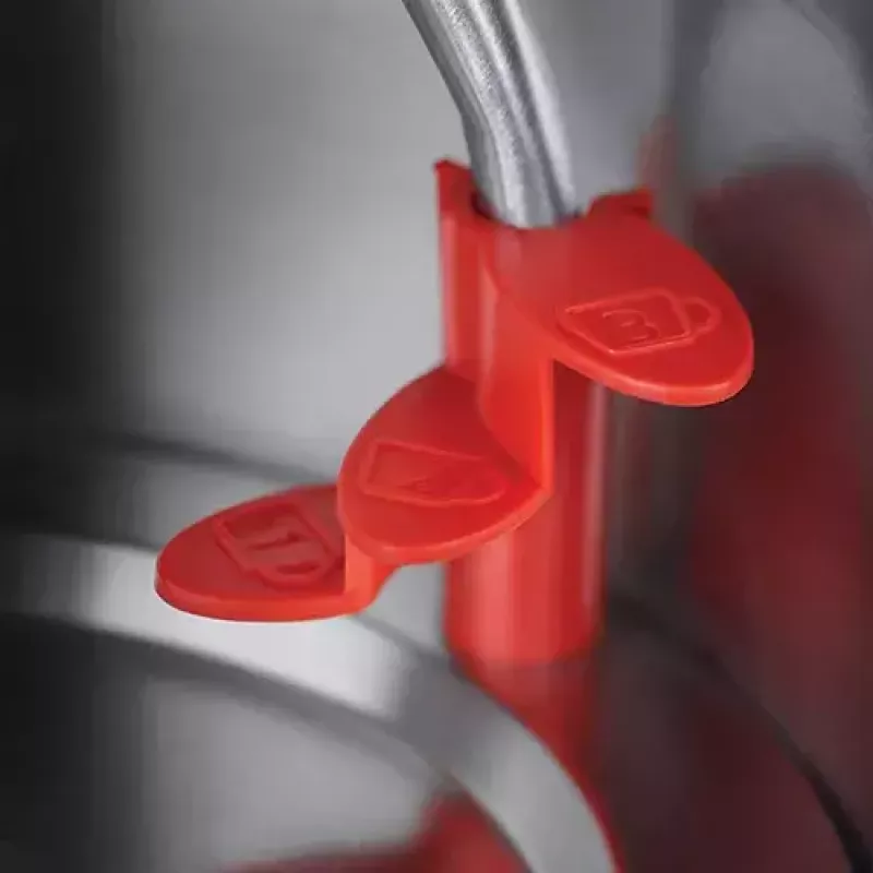 Chaleira elétrica Russell Hobbs 1,7 L 2400 W preta