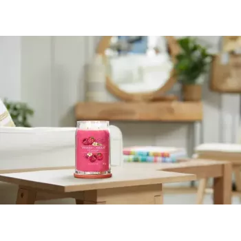 Vela Yankee Candle Cylinder Raspberry Crimson — altura 157 mm, diâmetro 93 mm, peso 567 g, 1 unid.