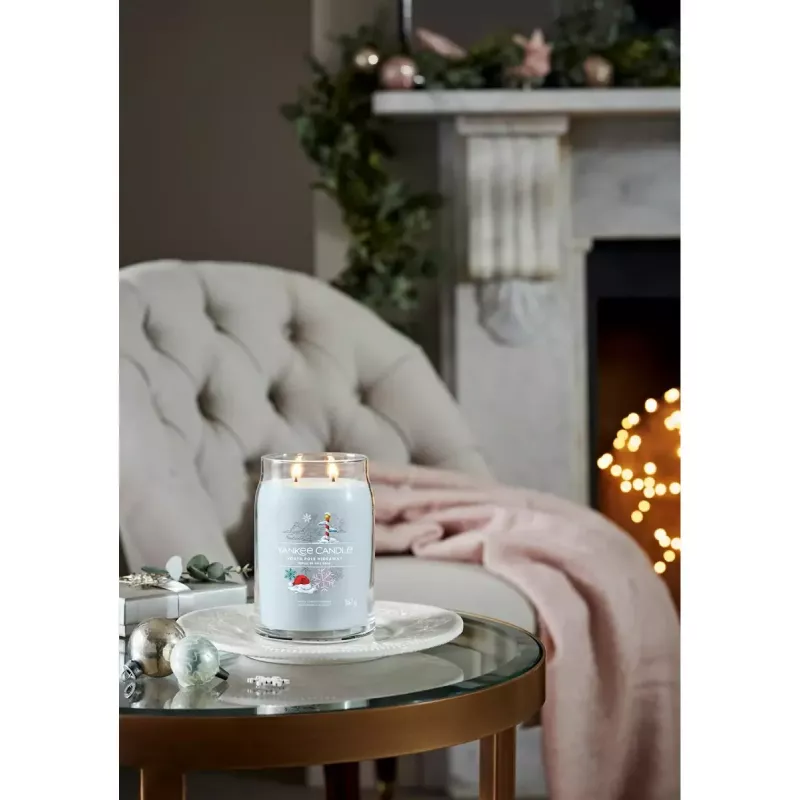 Vela Yankee Candle North Pole Hideaway azul 157 mm 567 g