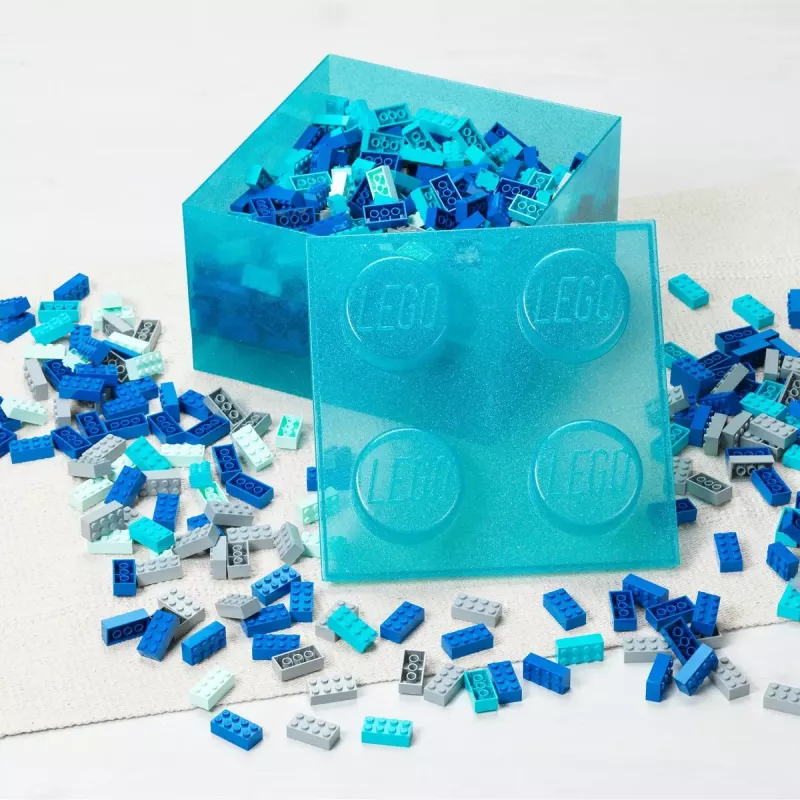 Storage Brick 4 Top Lid Glitter by room copenhagen — caixa de armazenamento tipo LEGO azul-claro/transparente