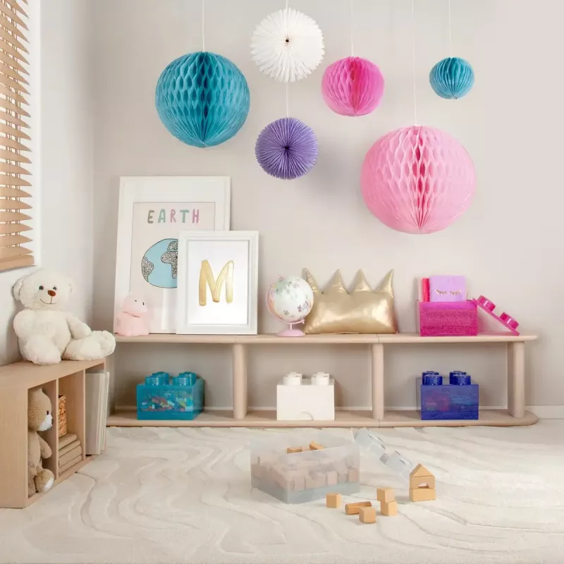 Storage Brick 4 Top Lid Glitter by room copenhagen — caixa de armazenamento tipo LEGO azul-claro/transparente