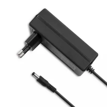 Fonte de alimentação Qoltec 50779 interior 20 W preto