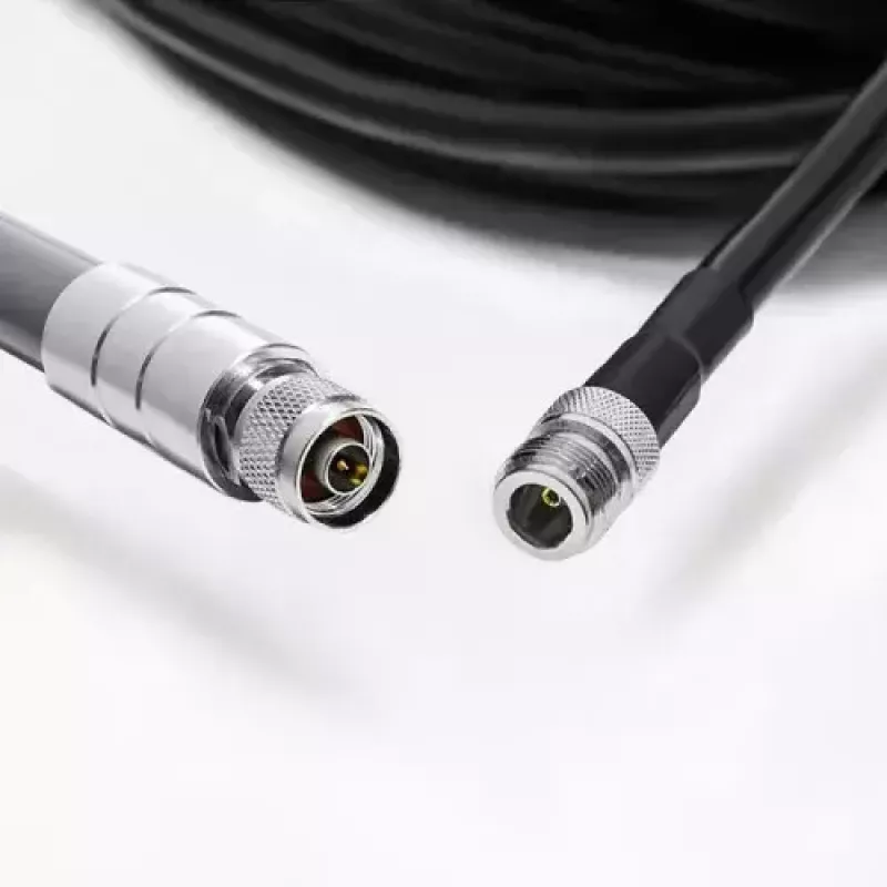 Cabo coaxial Qoltec 57028 N-tipo RP-SMA LMR400 5 m preto