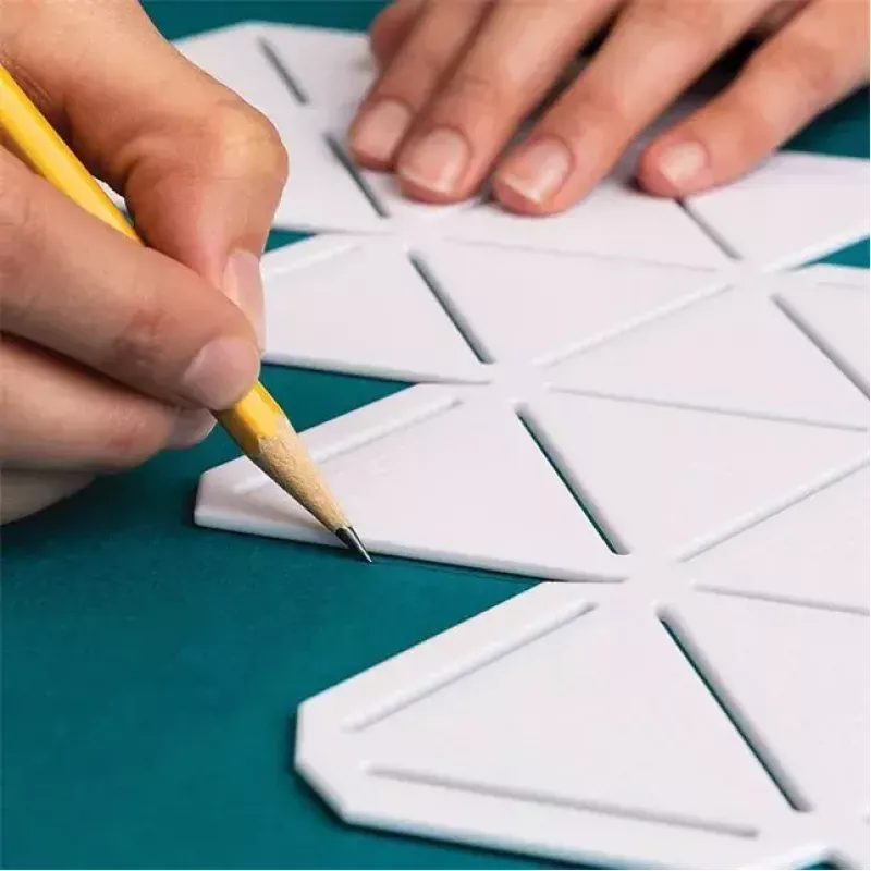 Molde de silhueta Fiskars 1059566 branco plástico para adulto e criança
