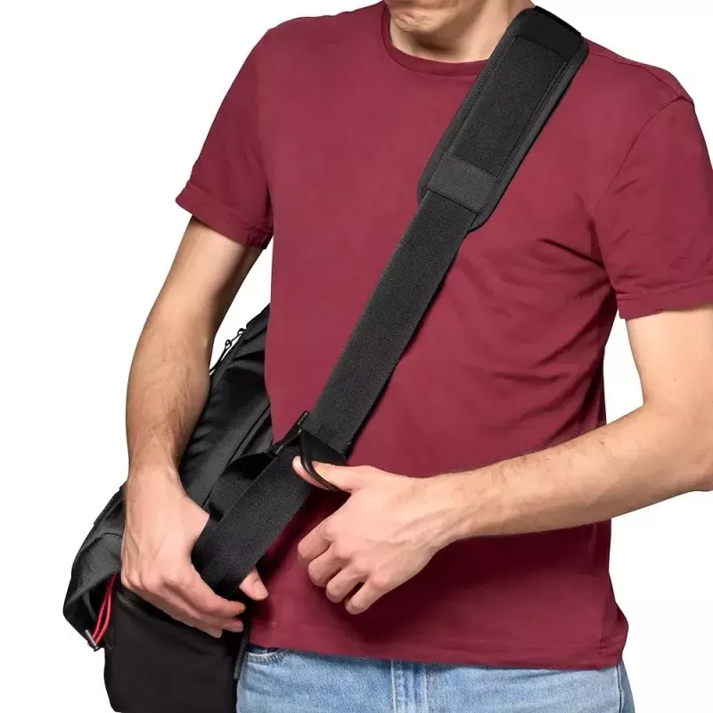 Bolsa messenger Manfrotto MB MA3-M-M preta universal com alça de ombro