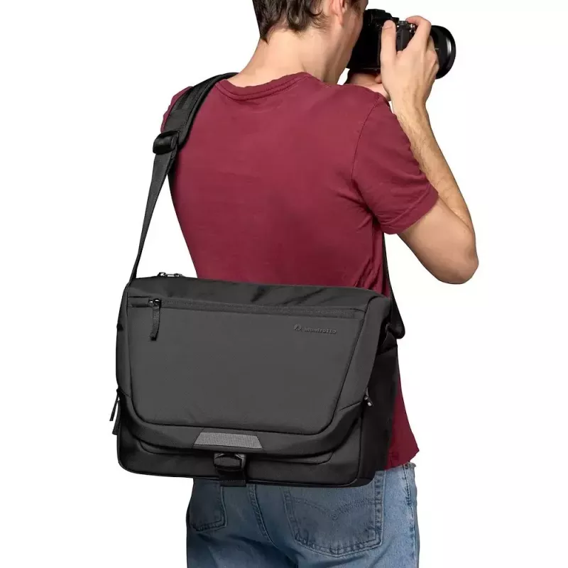 Bolsa messenger Manfrotto MB MA3-M-M preta universal com alça de ombro