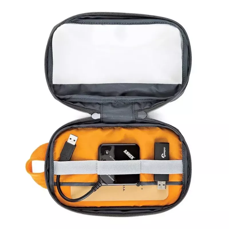 Bolsa Lowepro GearUp Pouch Mini em nylon e poliéster ripstop cinzenta e laranja