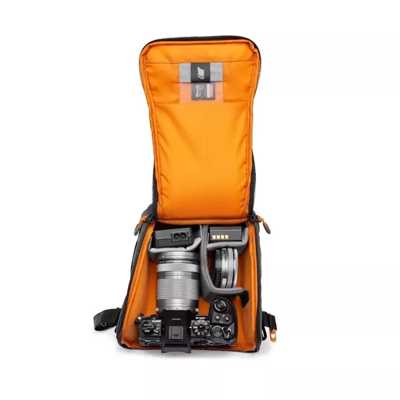 Estojo compacto Lowepro GearUp Creator Box M II preto e cinzento