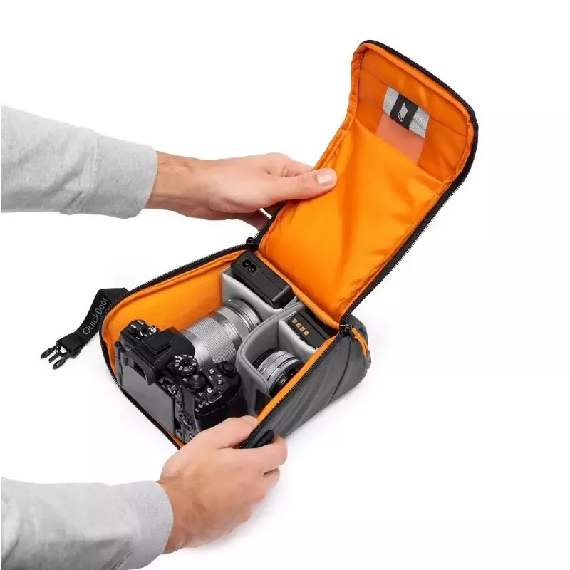 Estojo compacto Lowepro GearUp Creator Box M II preto e cinzento