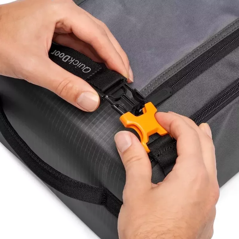 Bolsa compacta Lowepro GearUp Creator Box XL II preta e cinzenta