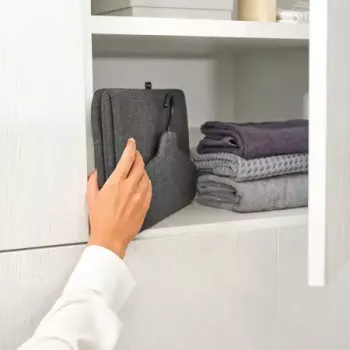 Tábua de engomar a vapor BRABANTIA Tábua a vapor dobrável 40 x 85 cm Preto Adequada para ferros a vapor Peso 100 g