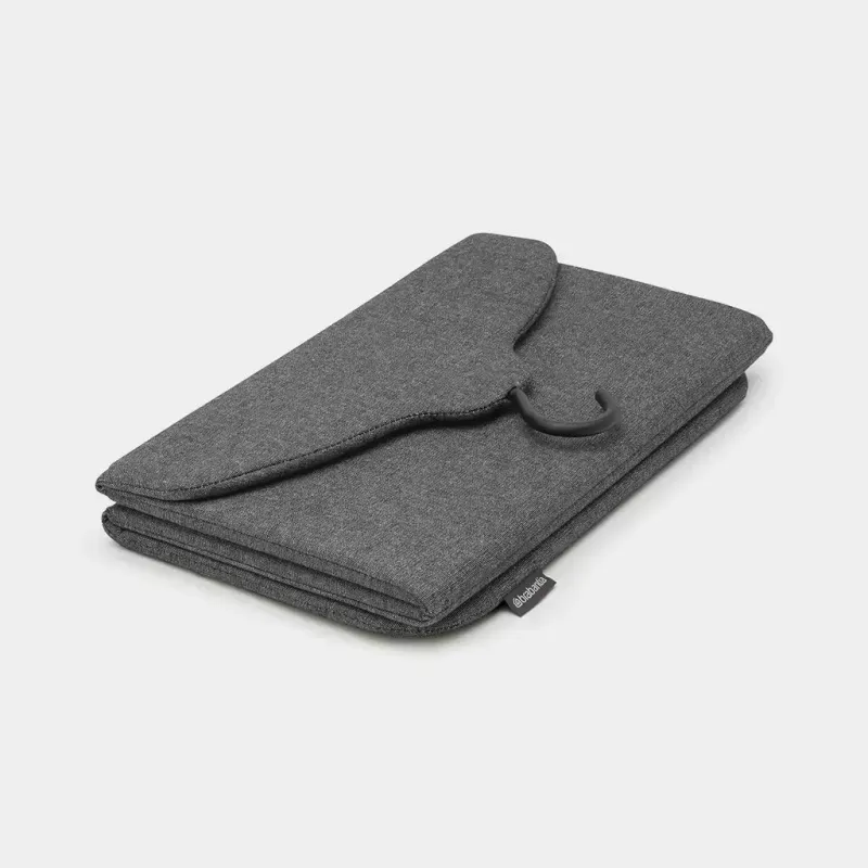Tábua de engomar a vapor BRABANTIA Tábua a vapor dobrável 40 x 85 cm Preto Adequada para ferros a vapor Peso 100 g