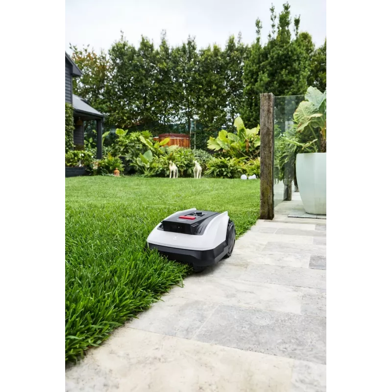 Corta-relvas autónomo Ecovacs GOAT O800 RTK