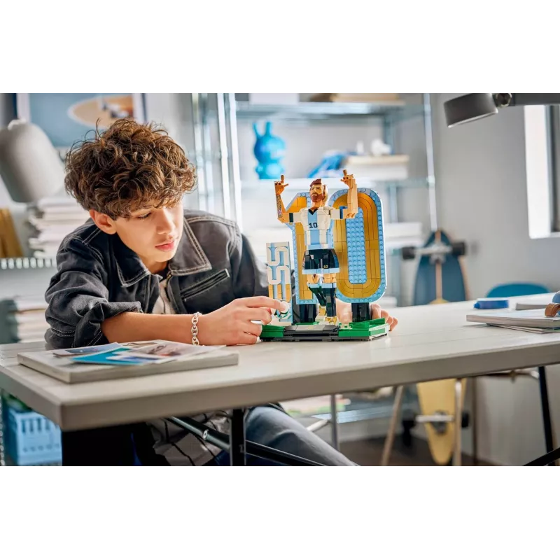 LEGO Editions Sports 43015 Lionel Messi — lenda do futebol