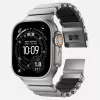 NOMAD Stratos Band - Bracelete de titânio para Apple Watch 49mm com FKM (titânio natural, FKM preto)