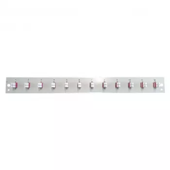 Painel frontal de fibra ótica EFB Elektronik SB-FP-S-12SC-S-OM4 — 12× acopladores LC duplex, OM4, preto