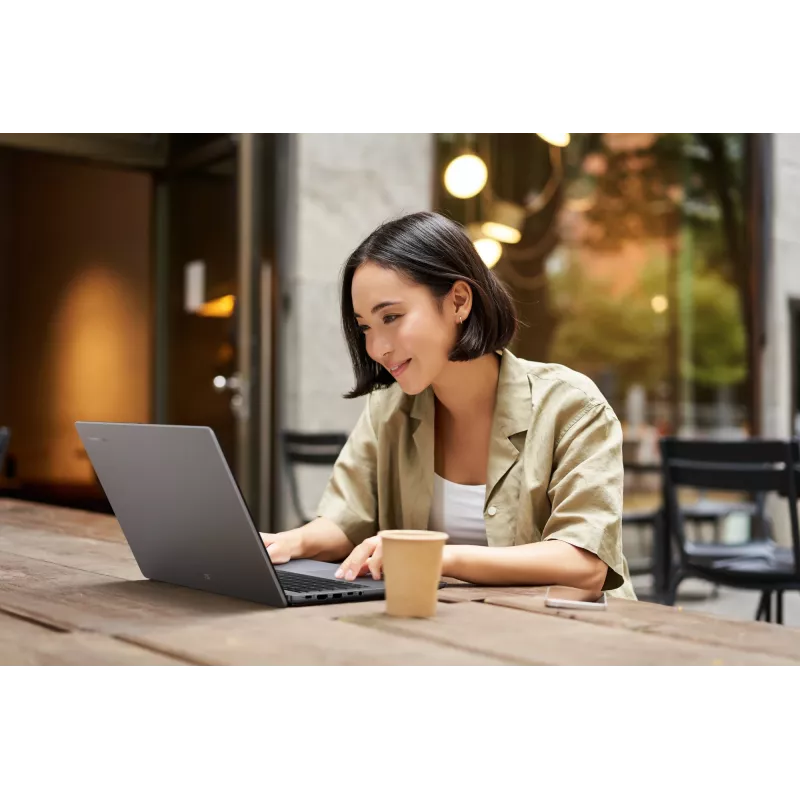 ASUS Chromebook CB1505CTA-S70197-CBE Intel® N N150 39,6 cm (15,6 inch) Full HD 8 GB LPDDR5-SDRAM 64 GB eMMC Wi-Fi 6 (802.11ax) ChromeOS US International Cinzento