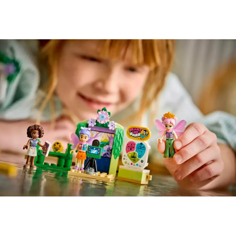 LEGO Friends 42702 Passeio de Chávenas de Chá Giratórias com Flores e Fadas (321 peças)