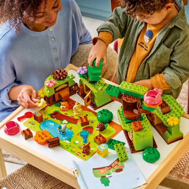 LEGO DUPLO 10480 Floresta dos Exploradores com Animais Selvagens (131 peças)