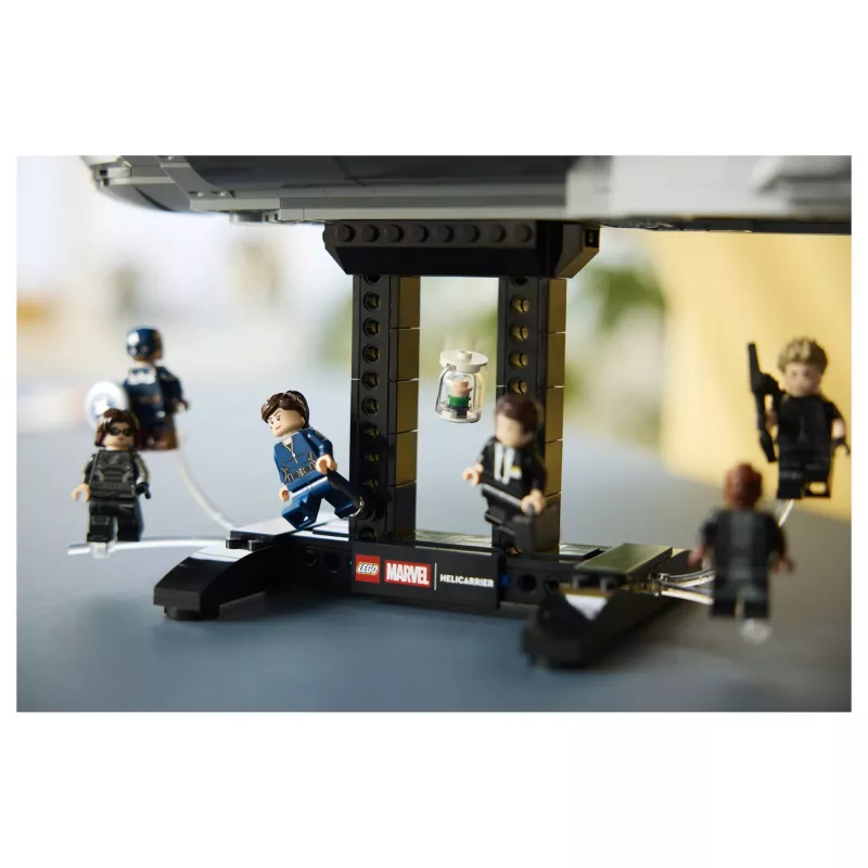 LEGO Marvel 76354 Helicarrier da S.H.I.E.L.D. (3057 peças)