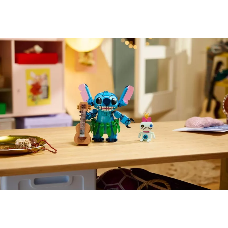 LEGO Disney 43296 Stitch & Scrump Conjunto de Construção (713 peças)