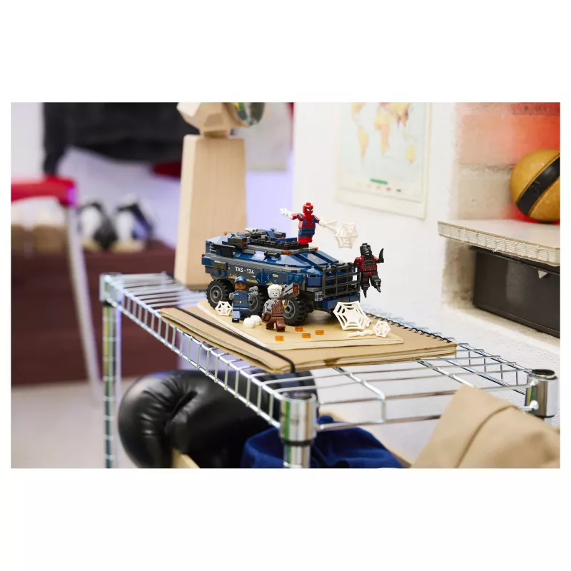 LEGO Marvel 76349 Spider-Man Prison Transport Chase (367 peças)