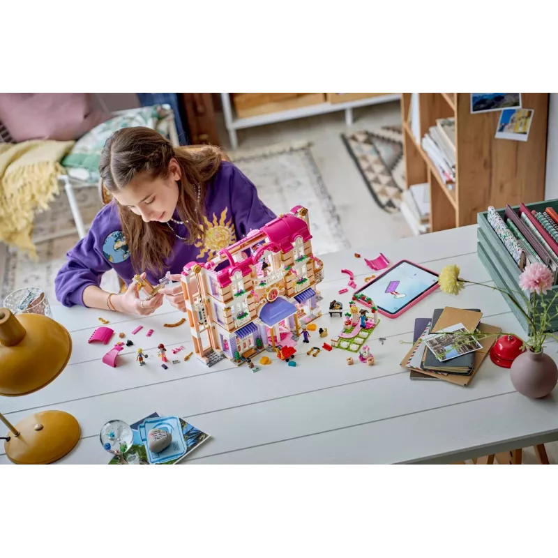 LEGO Friends 42704 Grande Hotel de Heartlake City