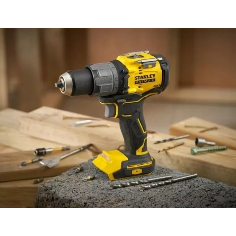 Berbequim de impacto sem escovas STANLEY FATMAX SFMCD726D2T 18V (2x baterias 2,0Ah, carregador, mala TSTAK)