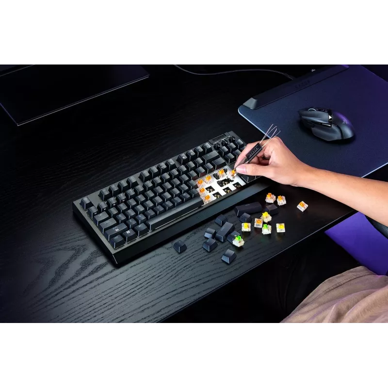 Teclado Razer BlackWidow V4 Tenkeyless HyperSpeed Orange Switch - Layout US