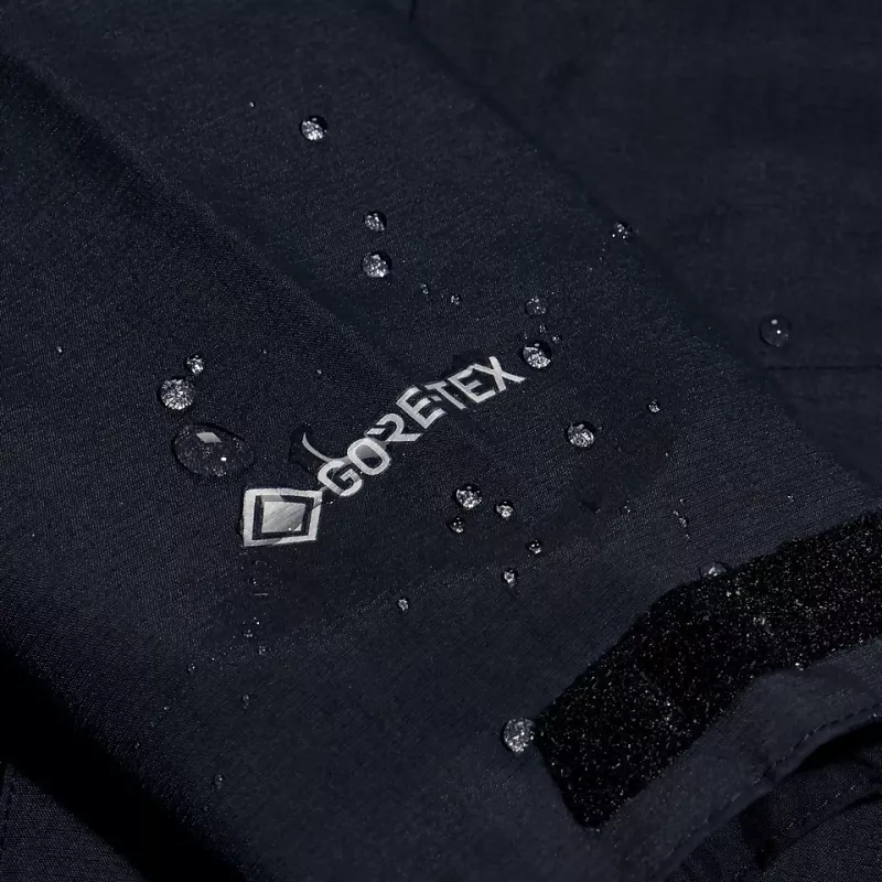 Casaco Berghaus Hillwalker Gore-Tex InterActive - casaco de mulher, tamanho S (preto)
