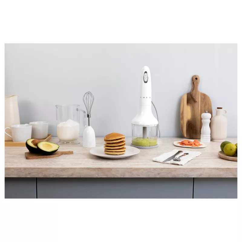 SMEG HBF03WHEU Varinha mágica, 700 W, braço misturador em aço inoxidável, branco