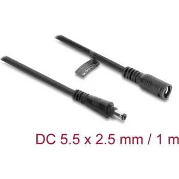 Cabo de extensão DC Delock 5,5 x 2,5 mm ficha macho para ficha fêmea com fecho de baioneta 18 AWG, 1 m preto (67392)
