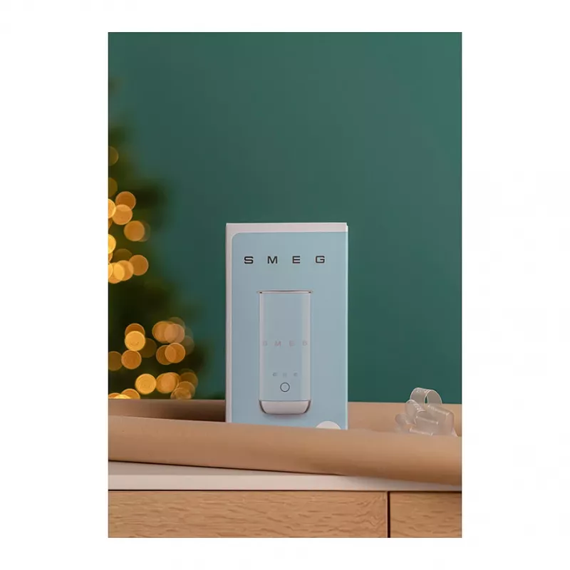 Smeg MFF02BLEU espumador de leite, 3 funções, antiaderente, 500W, preto
