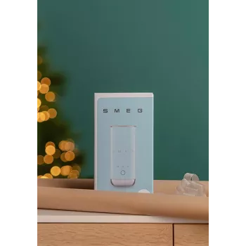 Smeg MFF02PBEU Espumador de leite, 3 funções, antiaderente, 500 W, azul pastel