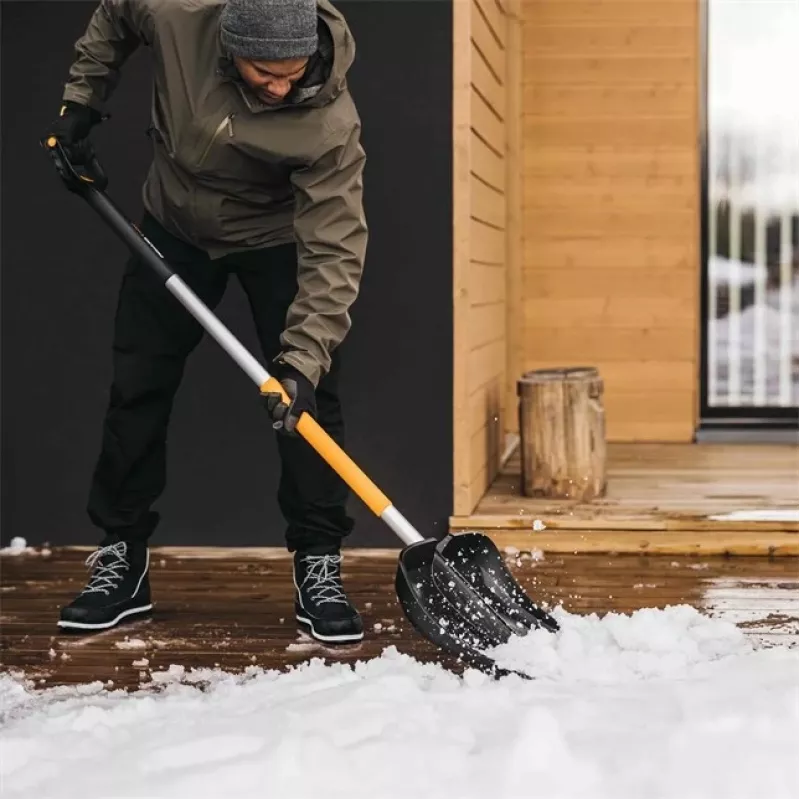 Pá para neve Fiskars 1057189 Metal Preto, Laranja