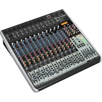 Misturadora analógica Behringer QX2442USB 24 entradas 4/2 bus com interface USB e FX