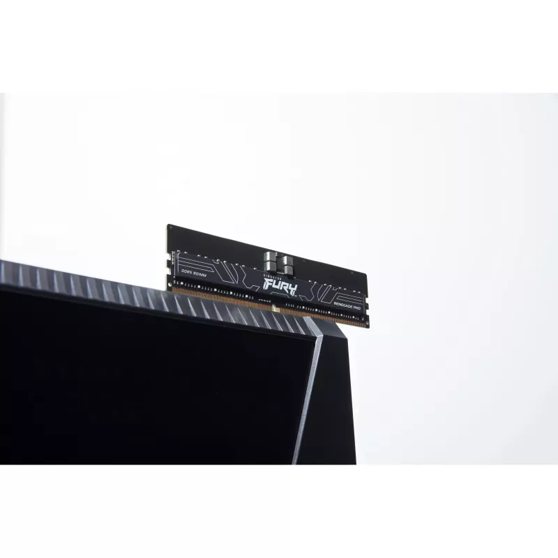 Kingston FURY Renegade Pro 256 GB (8x 32 GB) DDR5-5600 MHz CL28 RDIMM ECC Registered Kit de memória Preto
