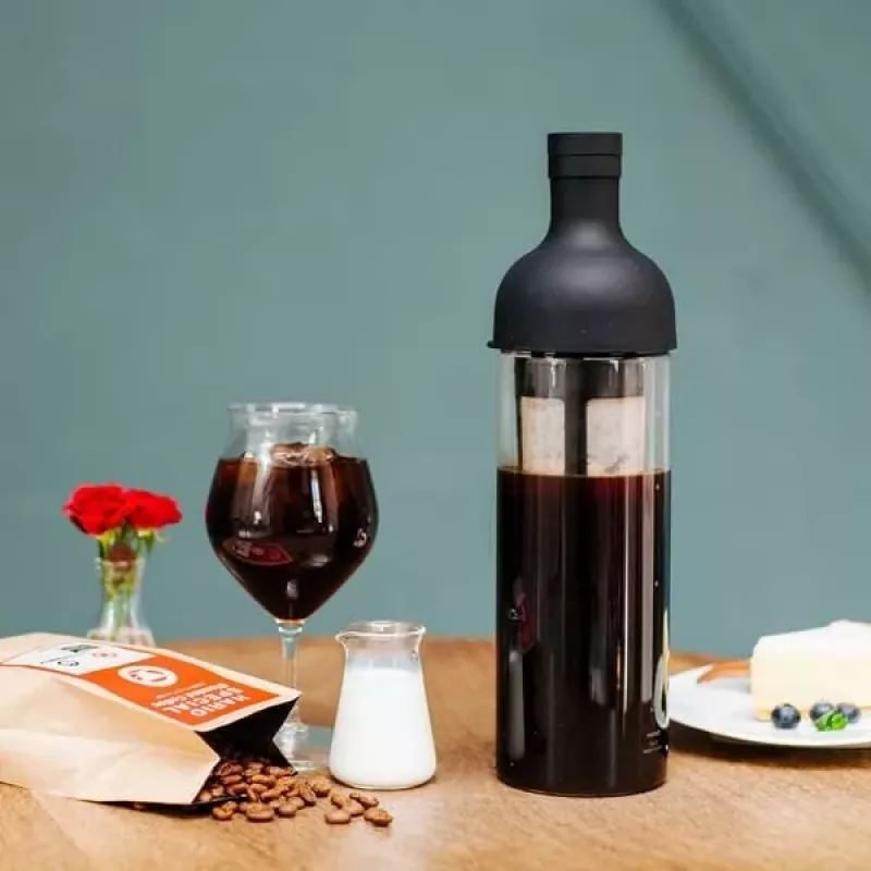 Jarro de café cold brew Hario 750ml preto