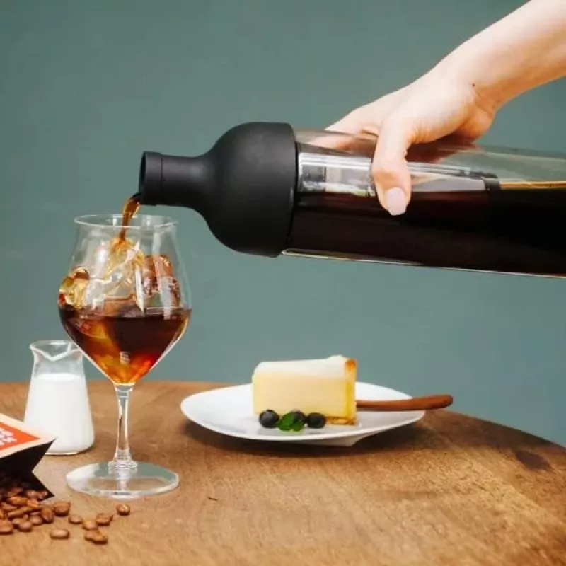Jarro de café cold brew Hario 750ml preto