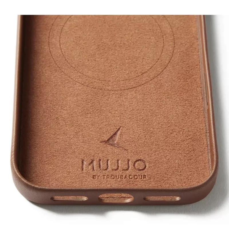 Capa de pele com carteira Mujjo para iPhone 17 Pro Max, compatível com MagSafe, Tan