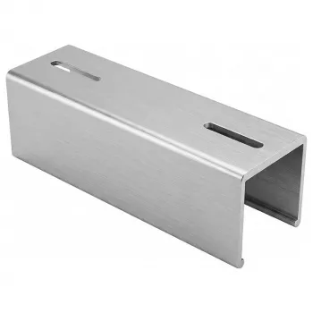 Synergy 21 Conector reto ALU052 para perfil U LED - prateado