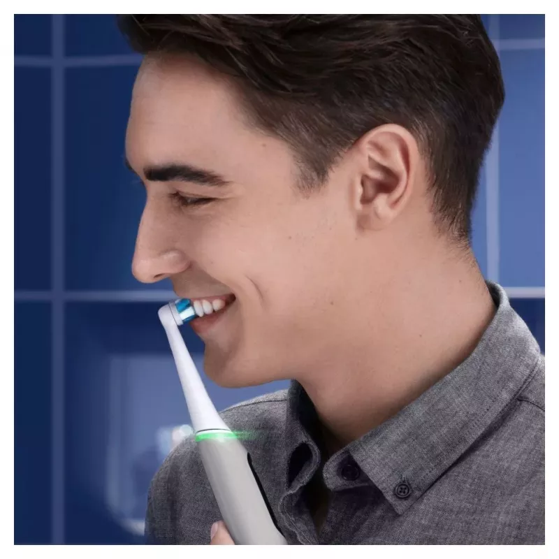 Escova de dentes elétrica recarregável Oral-B iO Series 6, cinzento opala, 5 modos de escovagem, 1 cabeça de escova, Bluetooth