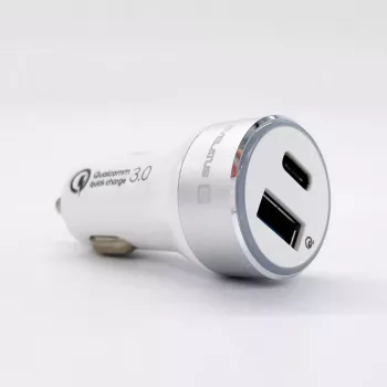Evelatus Carregador rápido para automóvel QCC03 Branco